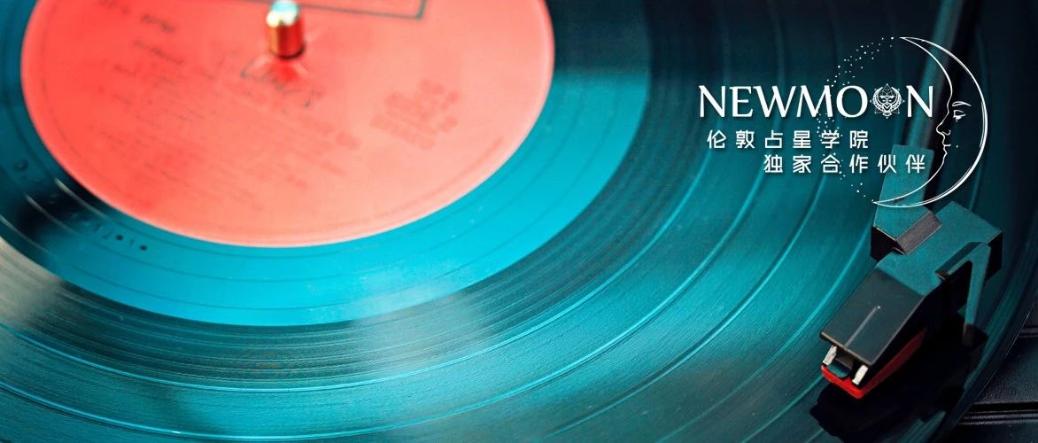 20年前，王菲还是王靖雯，周杰伦还戴着鸭舌帽。我在海王星的音乐里，听见了真实的人间（深度）